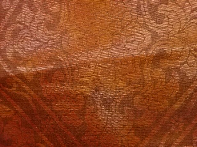  襷に華文・花唐草模様織出し袋帯